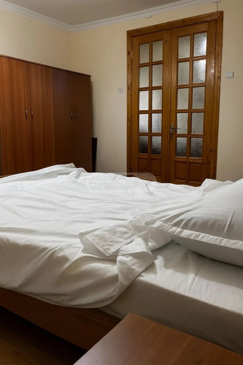 ვაჟა-ფშაველას ქ. 48 - 3 rooms