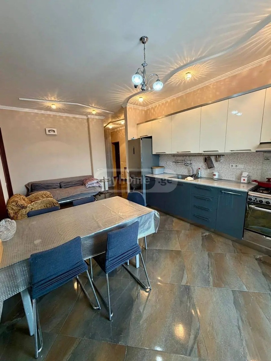 ჭავჭავაძე ი. ქუჩა 5 - 3 rooms