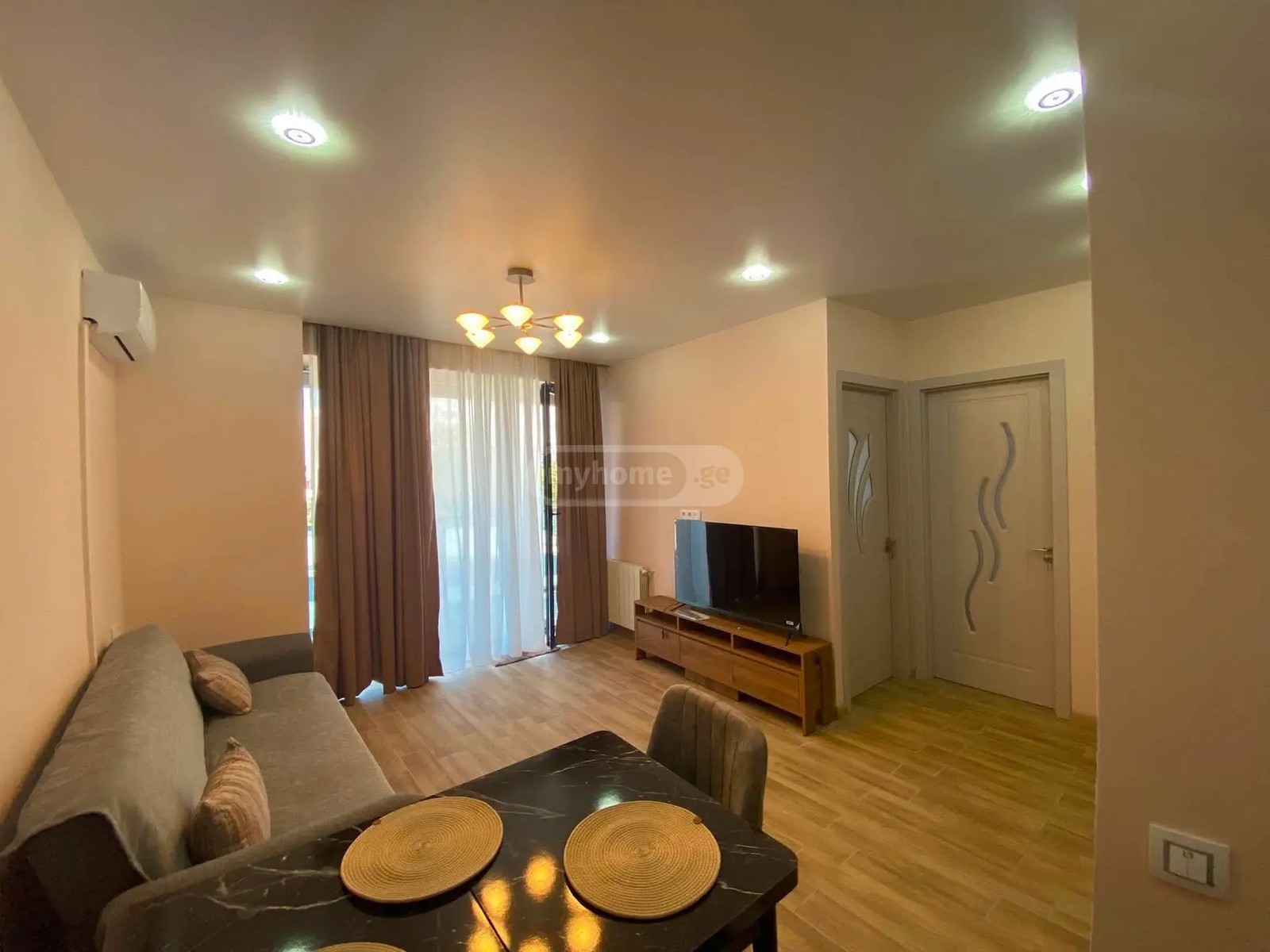შარტავა ჟ. ქ. 18 - 3 rooms