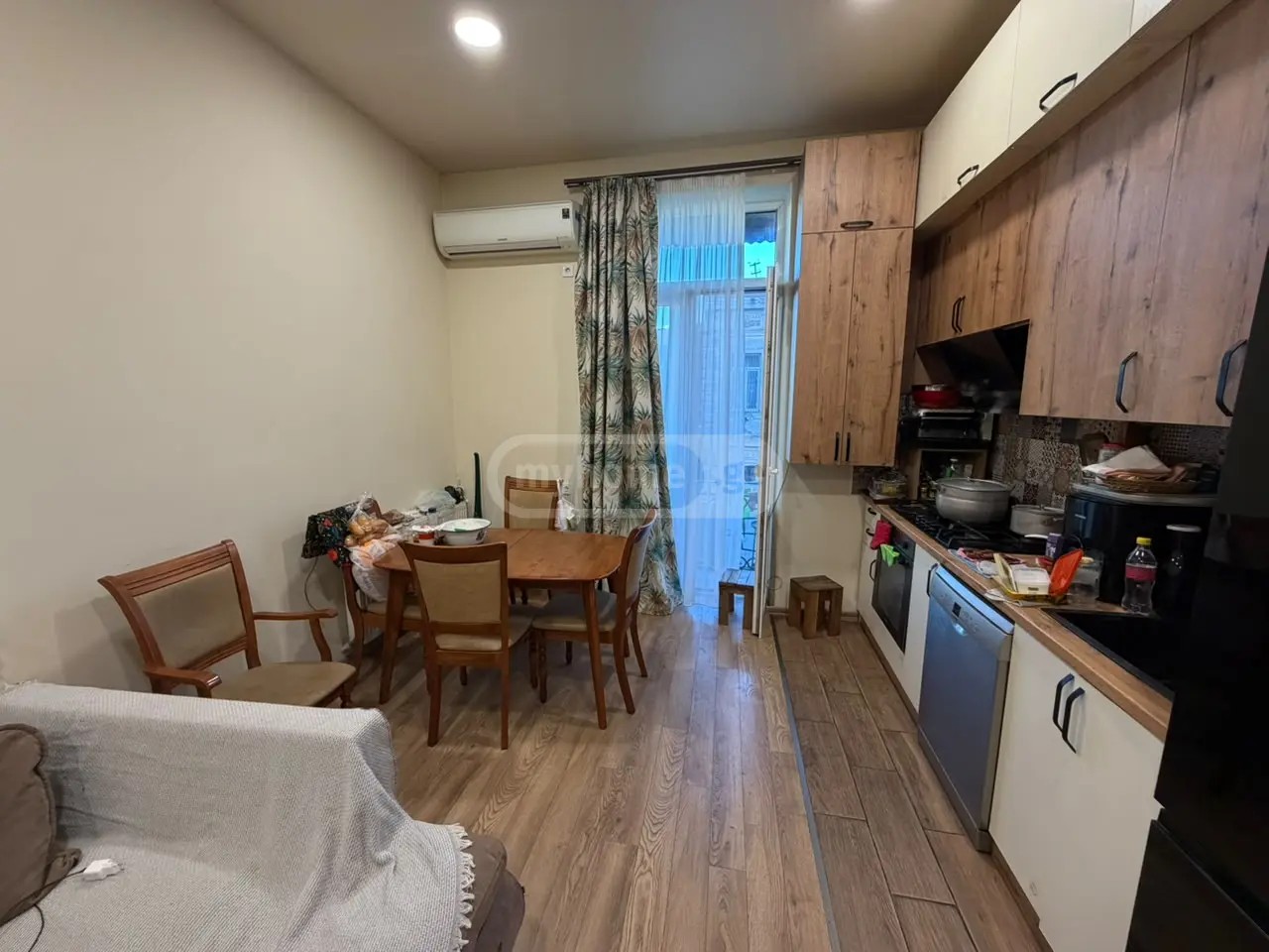 გუდიაშვილის ქ. 11 - 7 rooms