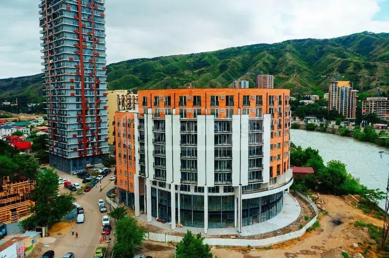 ლაისტი ა. ქ. 1 - 4 rooms