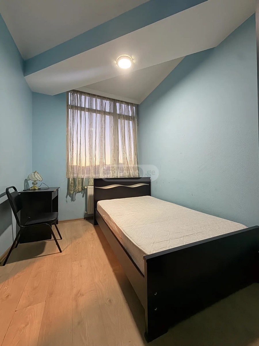 მიროტაძის ქ.  - 3 rooms