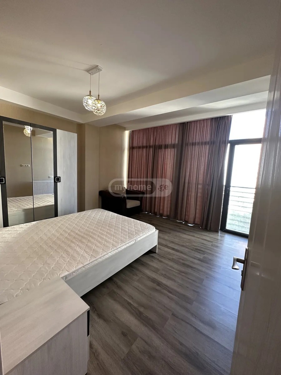 კოპცოვი ვ. ქ. 8 - 3 rooms