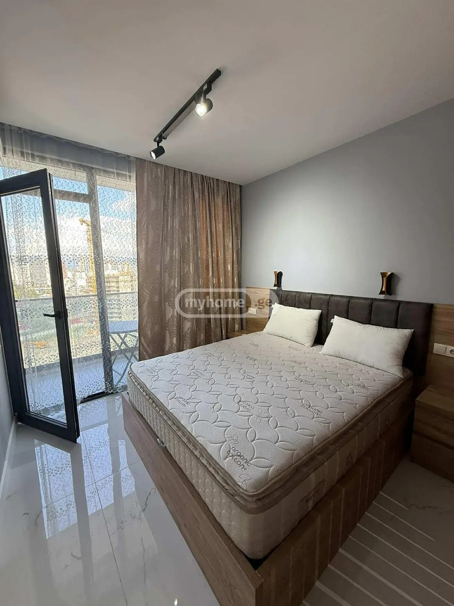 ლორთქიფანიძე გრ. ქ. 24 - 1 rooms