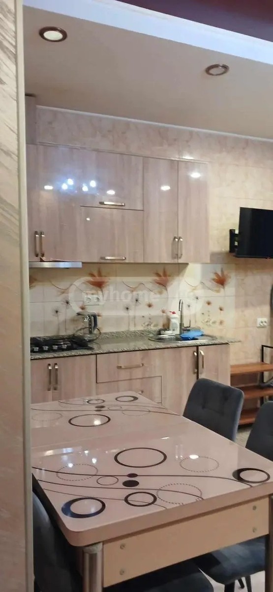 აღმაშენებლის ქ. 2გ - 2 rooms