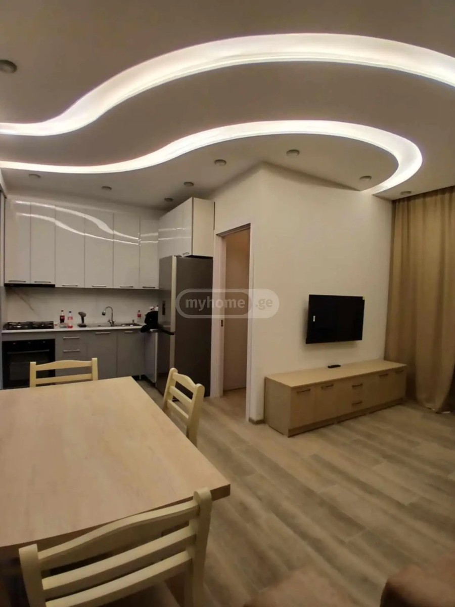 აღმაშენებლის გამზ.  - 3 rooms
