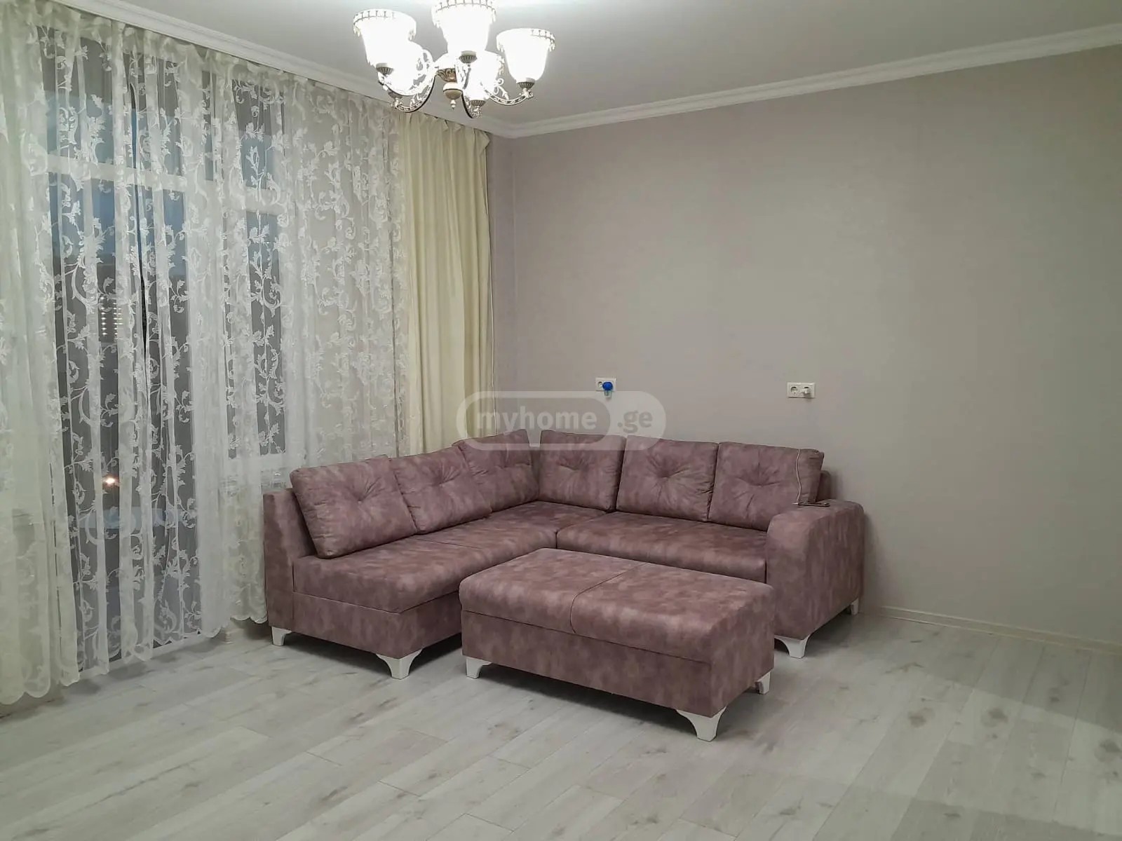 ანგისის ქ.  - 3 rooms