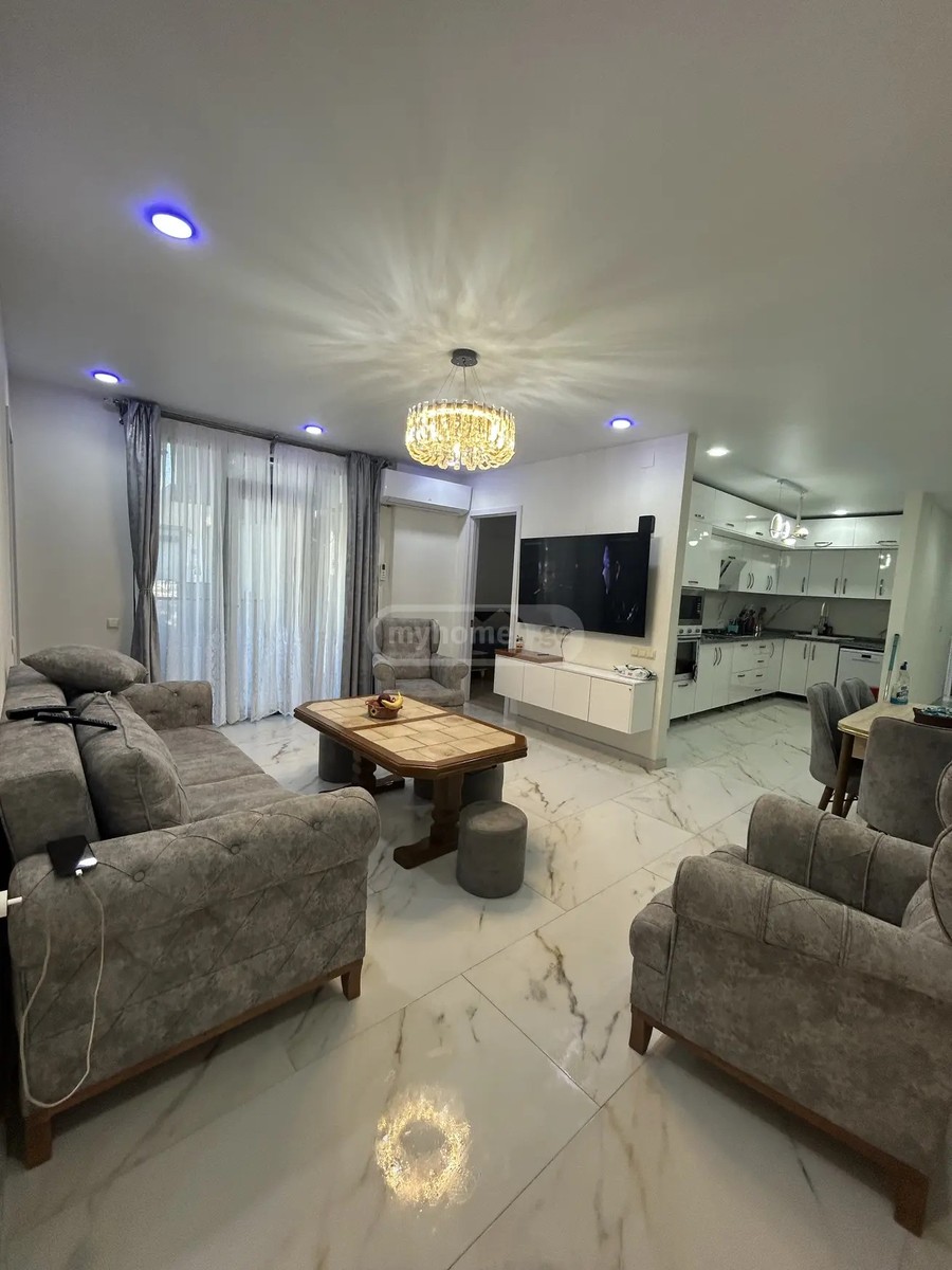 ლორთქიფანიძე გრ. ქ. 24 - 4 rooms
