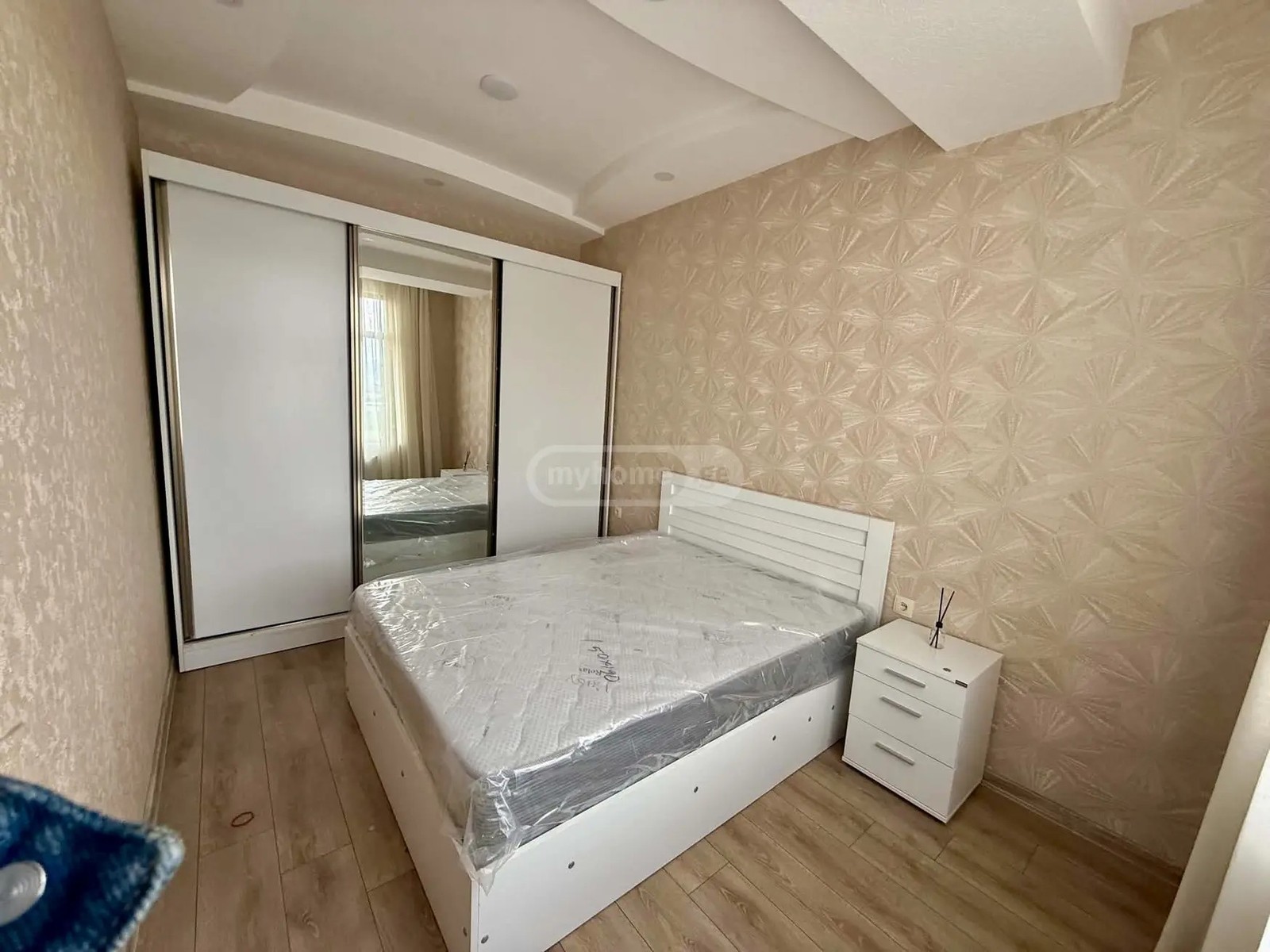 ფარნავაზ მეფის გამზ. 6 - 2 rooms