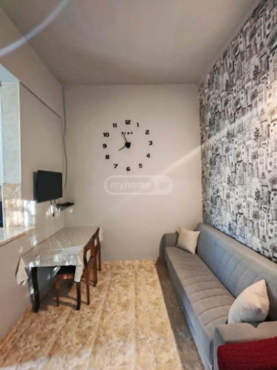 აეროპორტის გზატკეცილი 0 - 2 rooms