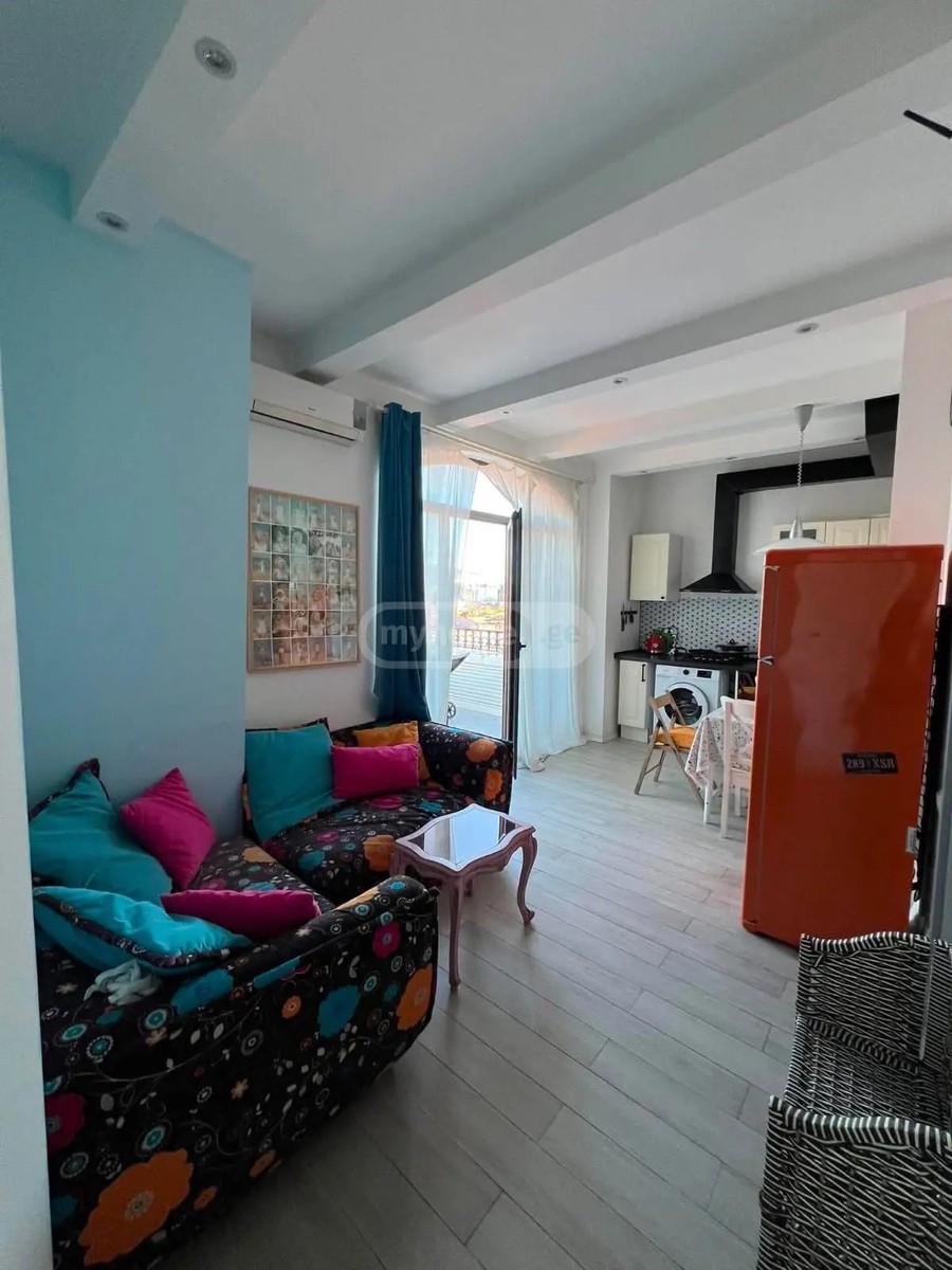 მელაშვილი ა. ქ. 28 - 3 rooms
