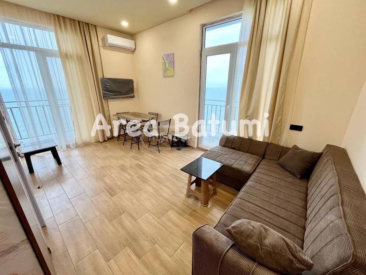 თამარ მეფის გამზ. 1 - 3 rooms