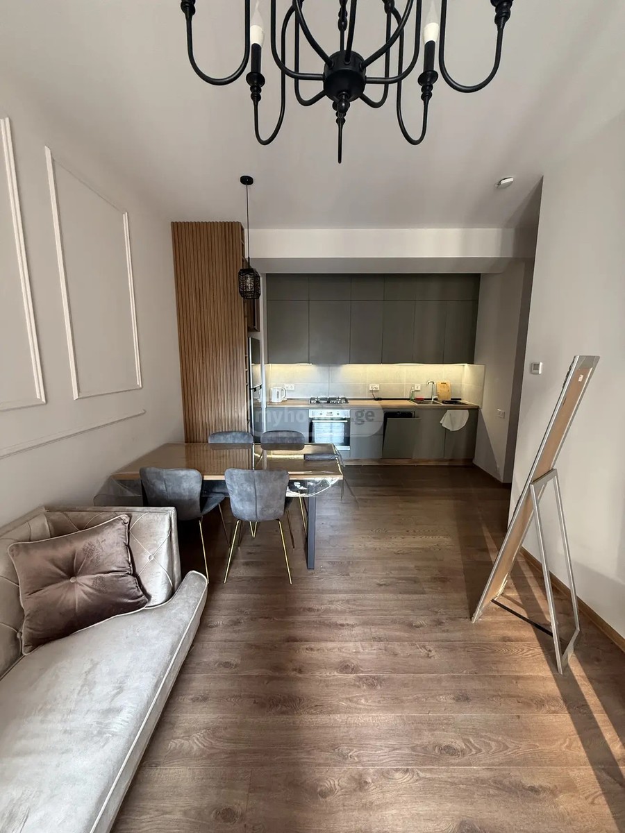 გაზაფხულის ქ. 5 - 3 rooms