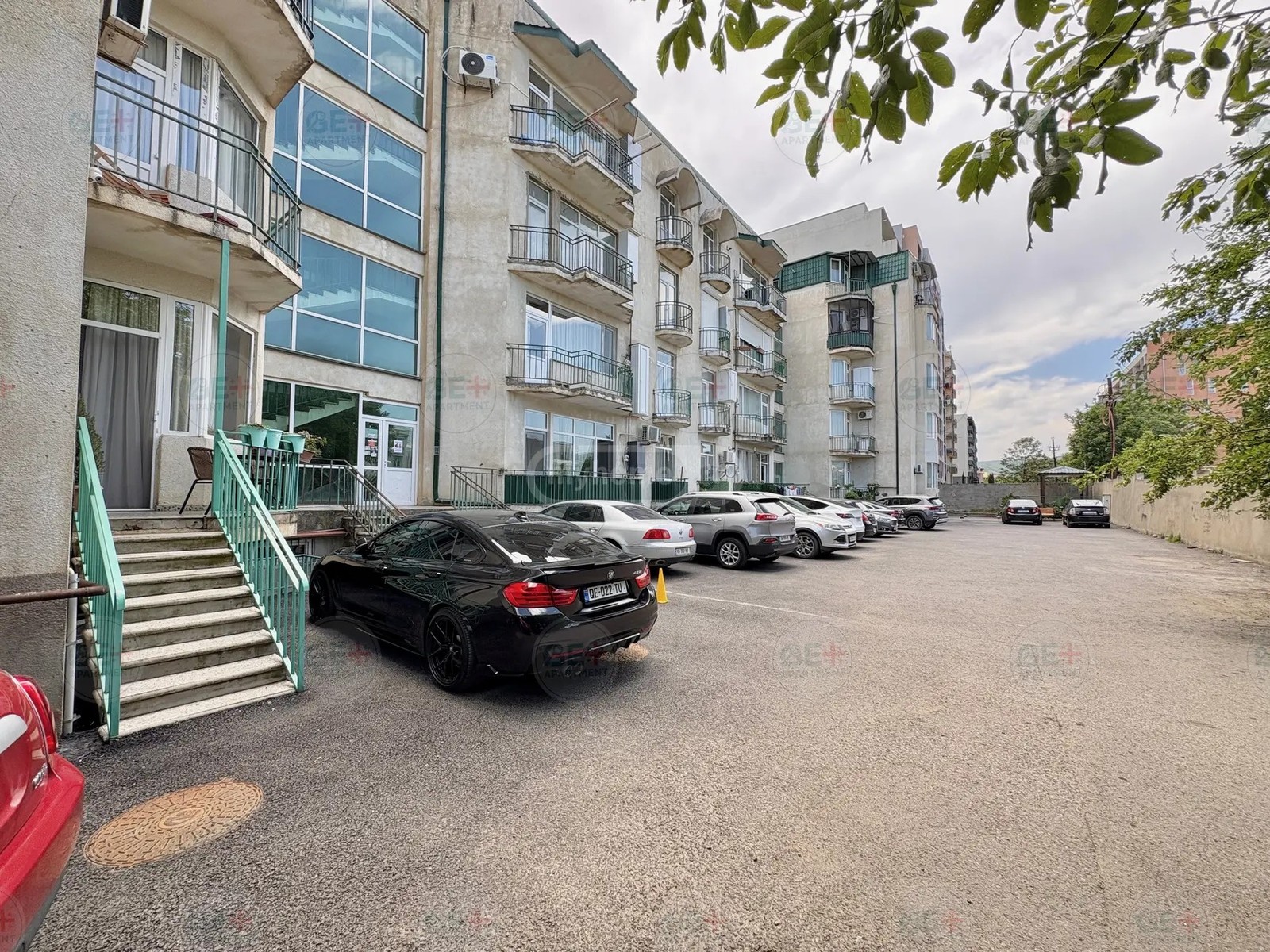 ხატაეთის ქ. 42 - 3 rooms