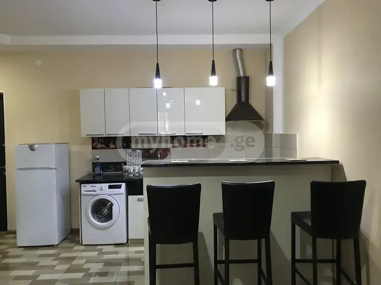 წერეთლის გამზ.  - 3 rooms