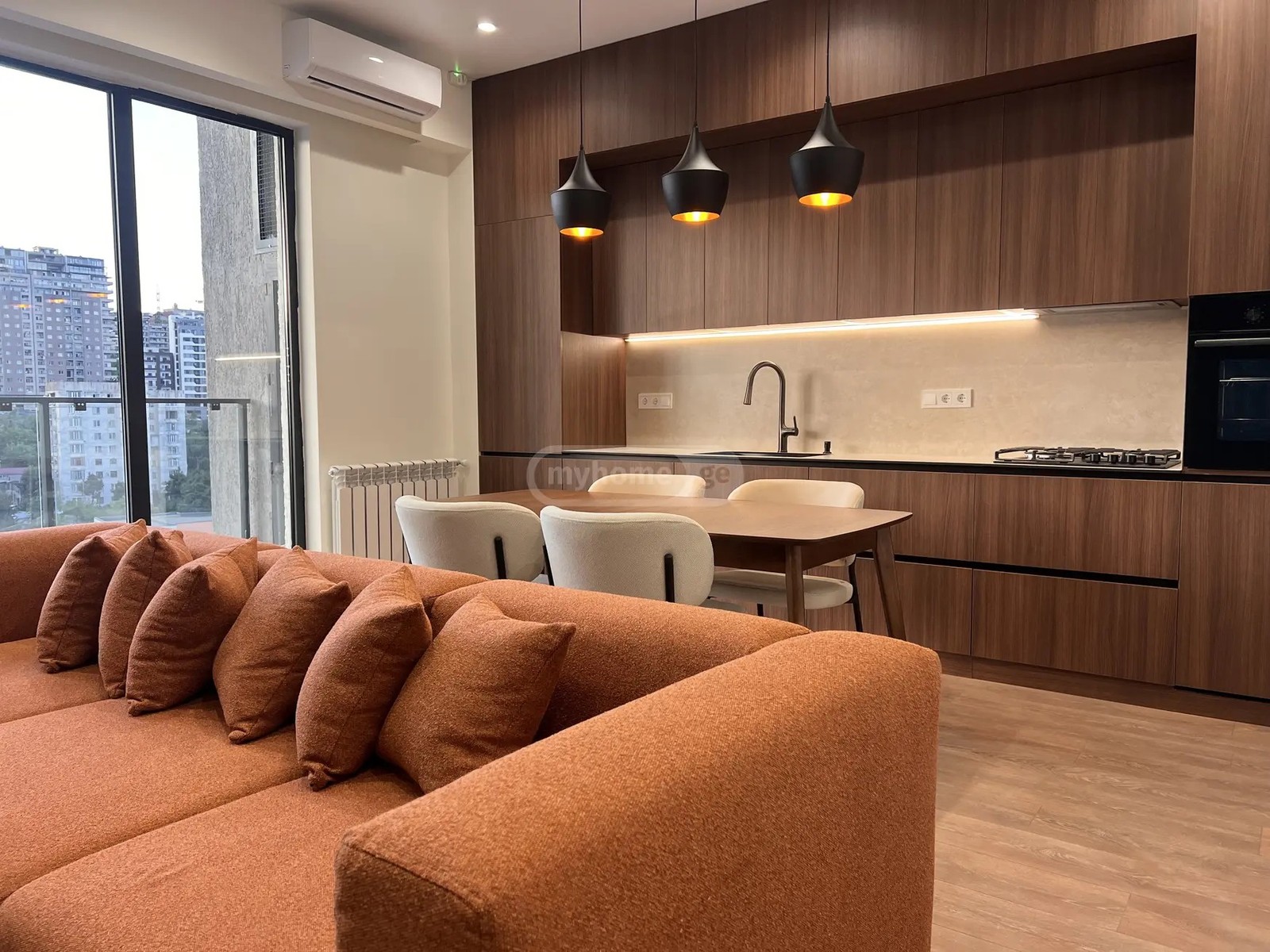 ნუცუბიძის ქ.  125 - 3 rooms