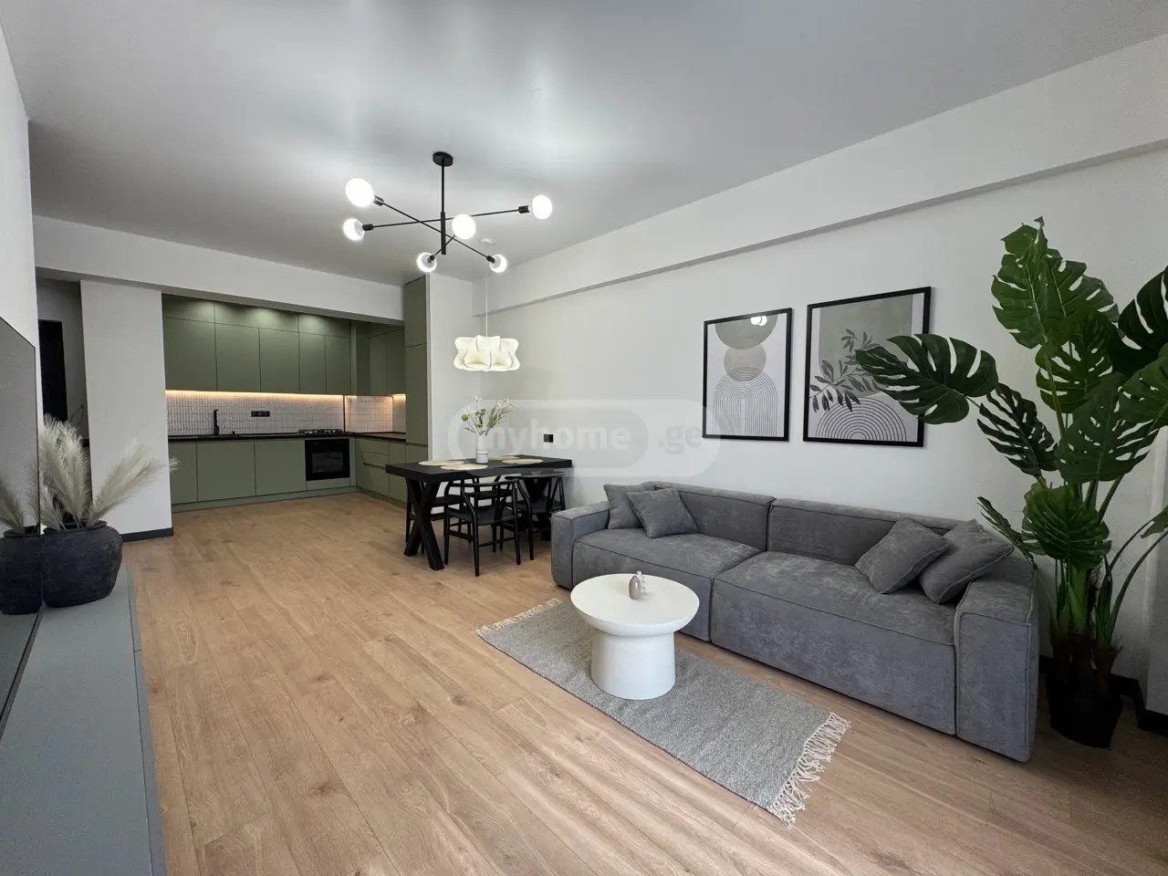 უნივერსიტეტის ქ. 46 - 2 rooms