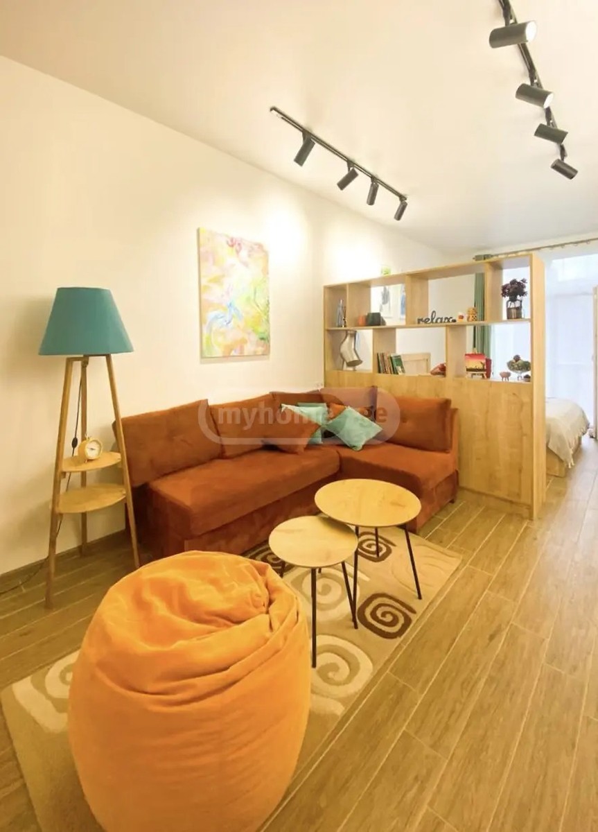 აბუსერიძე ტ. ქ. 49 - 1 rooms