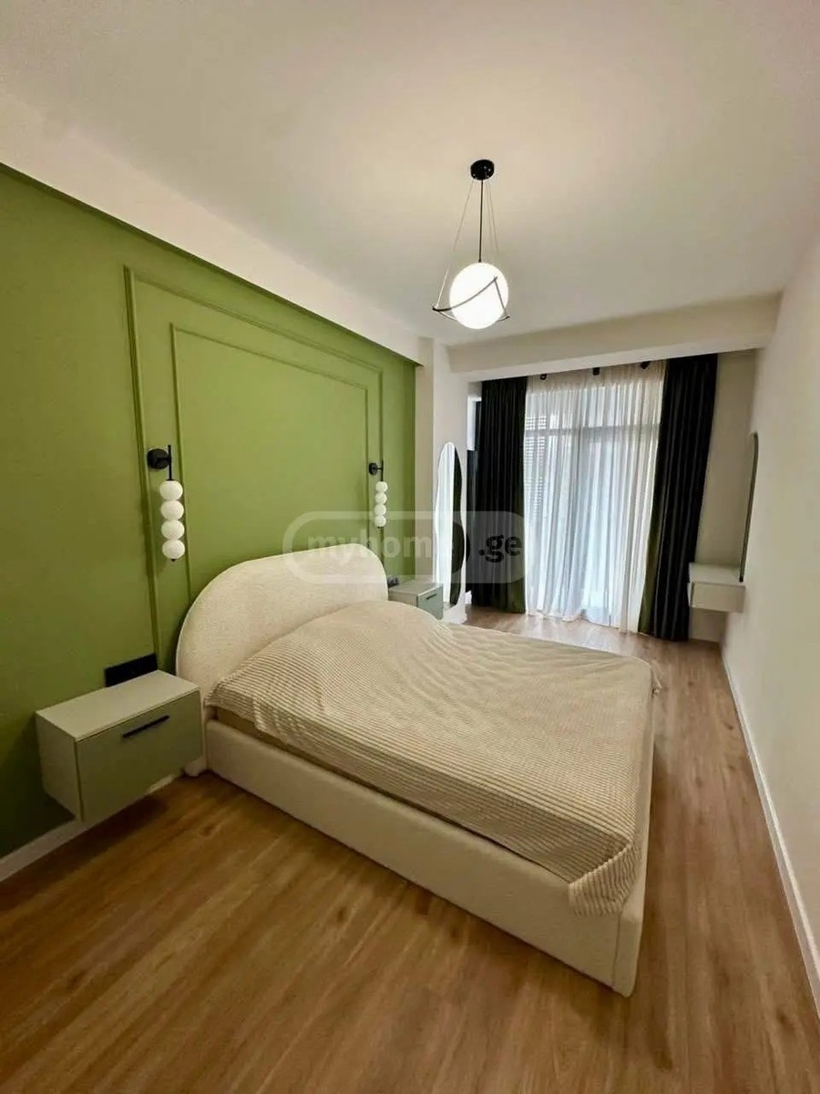 პოლიტკოვსკაია ა. ქ. (ჯიქია) 33 - 2 rooms