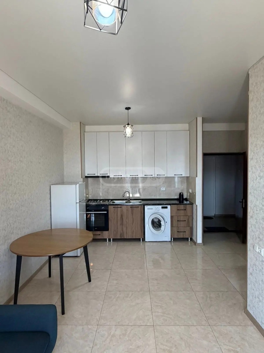 აღმაშენებლის გამზ.  - 2 rooms