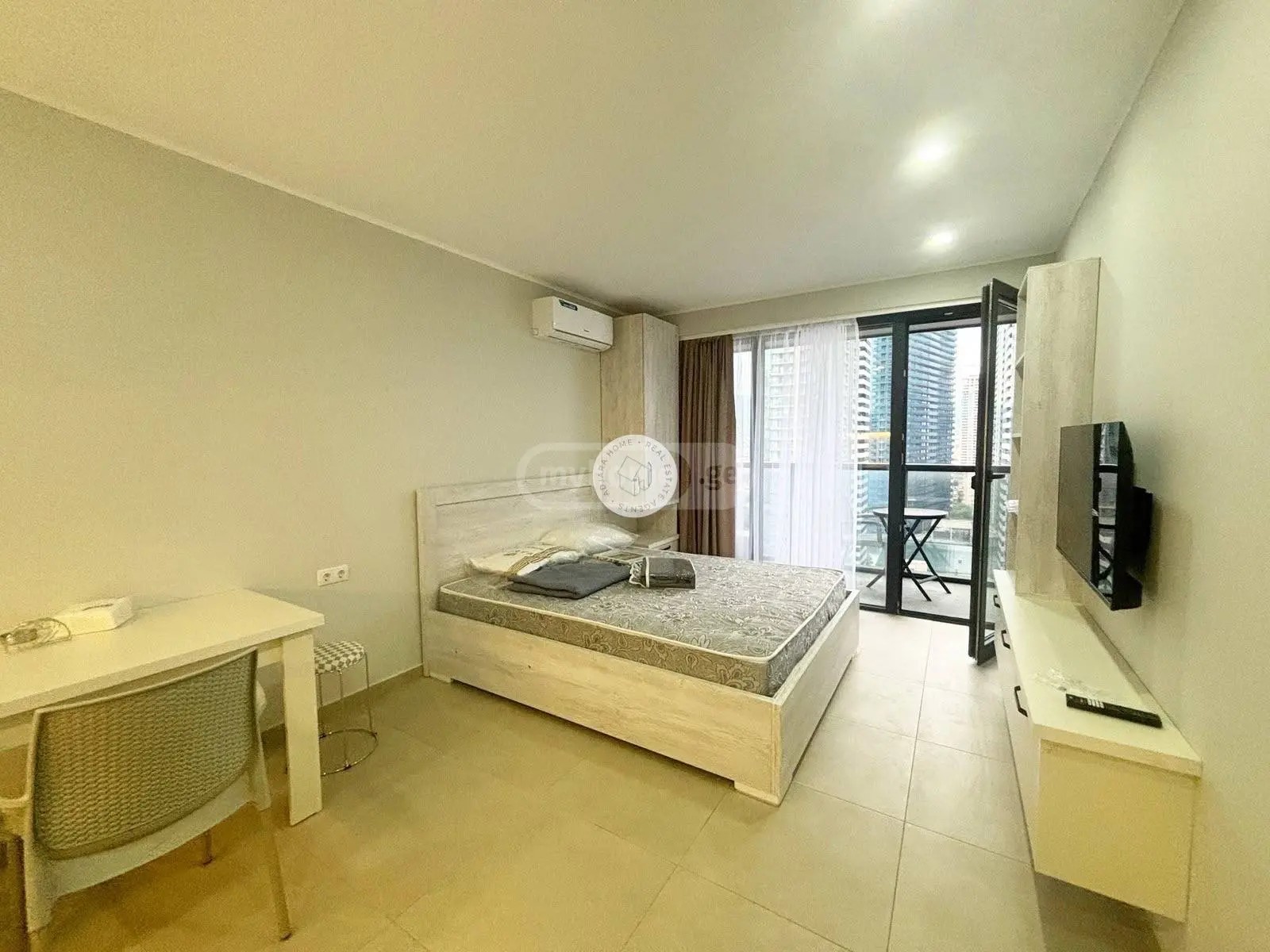 აბუსერიძე ტ. ქ. 13 - 1 rooms