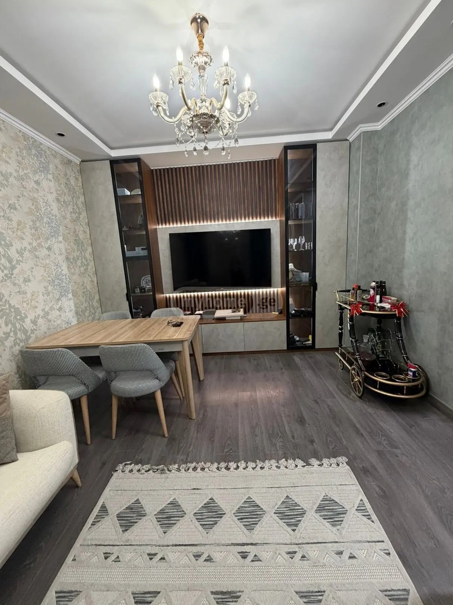 ბობ უოლშის ქუჩა  - 3 rooms
