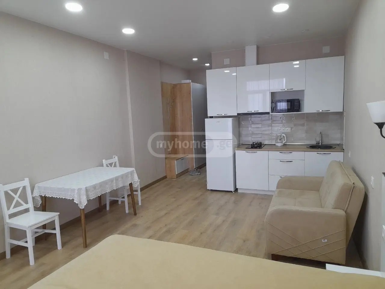 ფიროსმანის ქ. 17 - 1 rooms