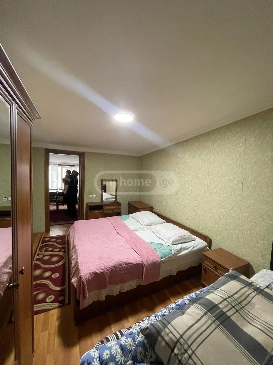 რუსთაველის ქ.  - 3 rooms