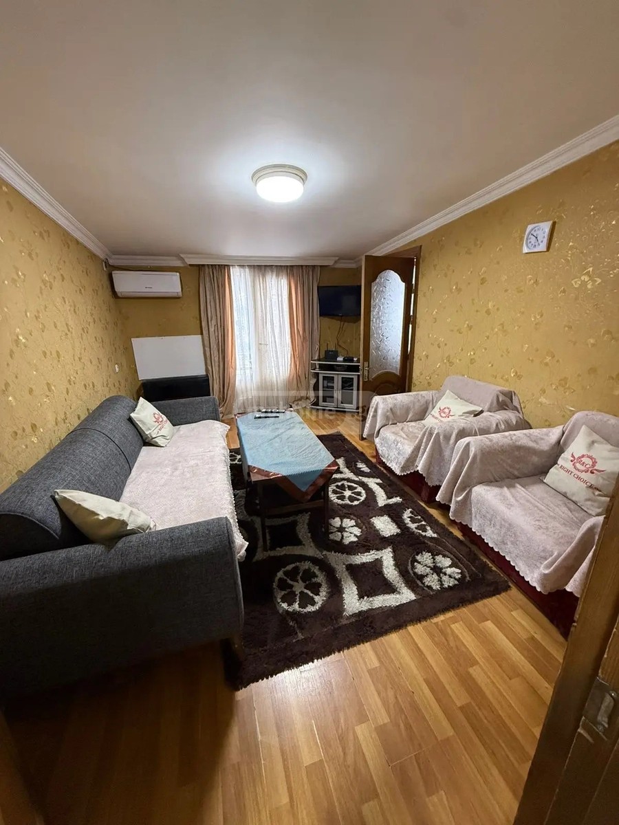 რუსთაველის ქ. 8 - 2 rooms
