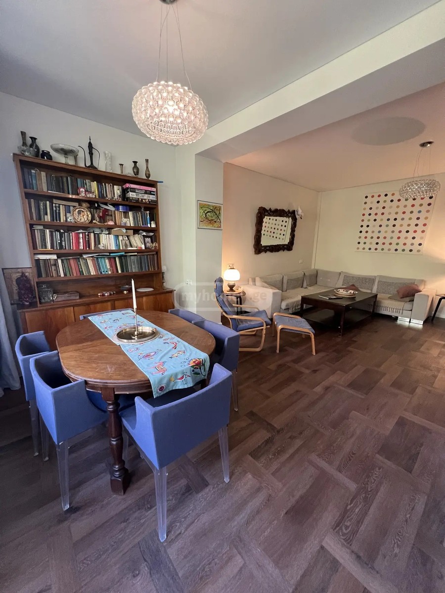 კეკელიძის ქ. 25 - 4 rooms