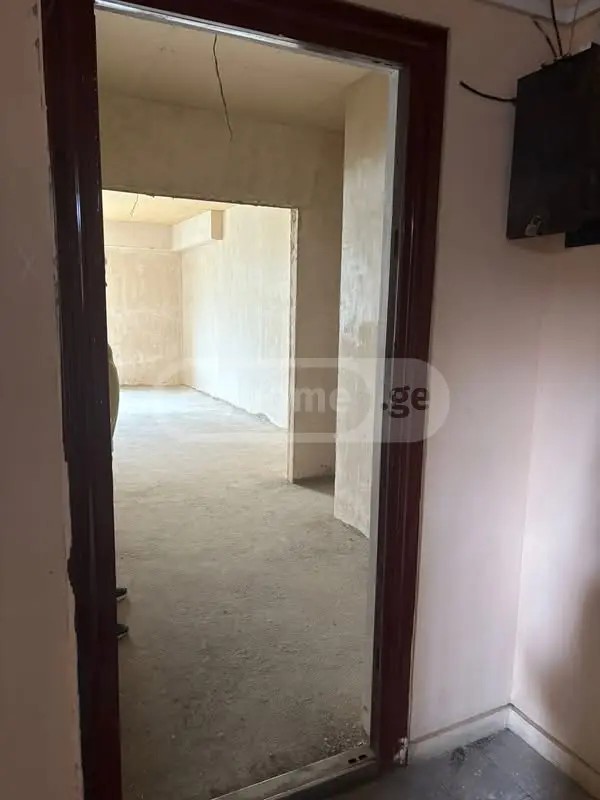 კალანდაძის ქ. 12 - 4 rooms