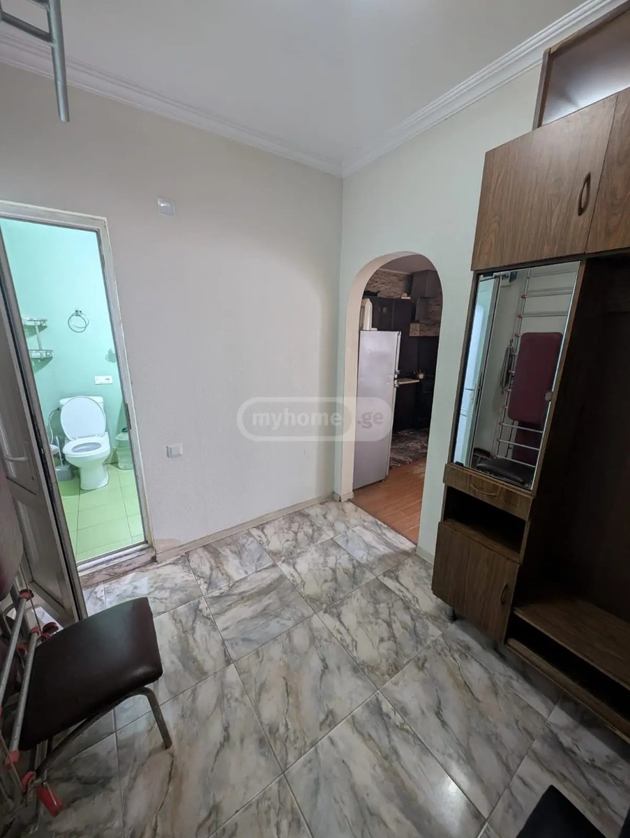 პოლიტკოვსკაია ა. ქ. (ჯიქია) 48 - 2 rooms