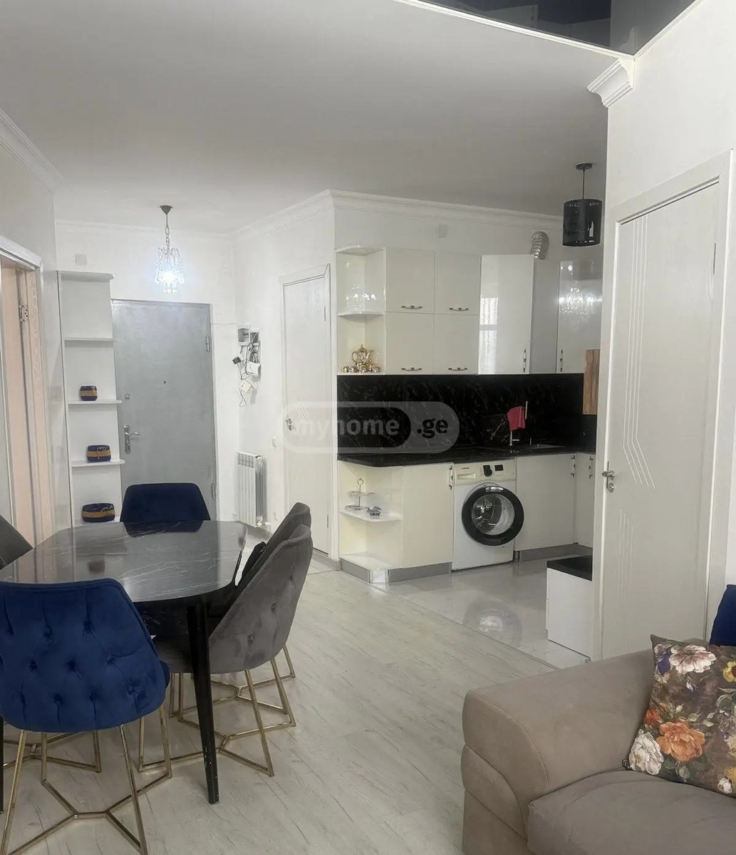 ფიროსმანი ნ. ქ. 18 - 3 rooms