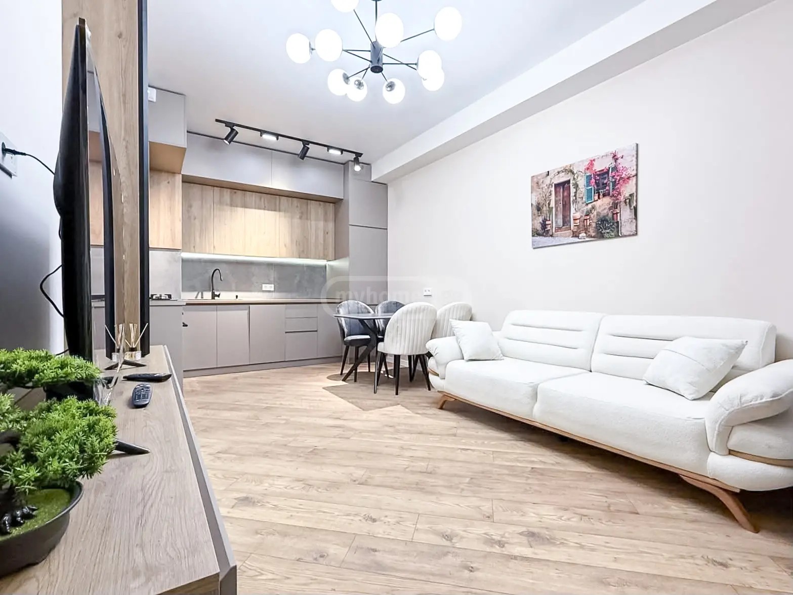 თეიმურაზ I ქ. 18 - 3 rooms