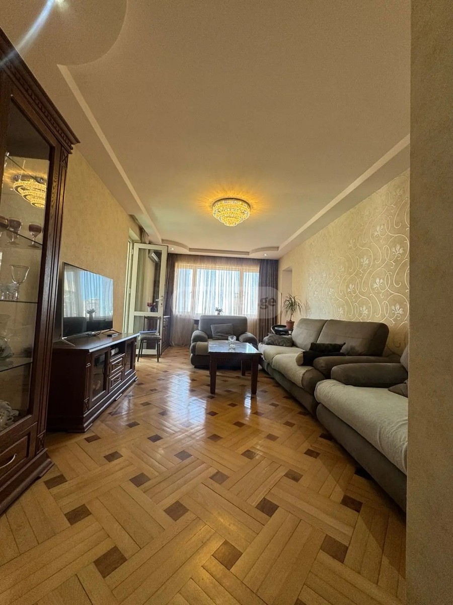 აბუსერიძე ტ. ქ. 20 - 3 rooms