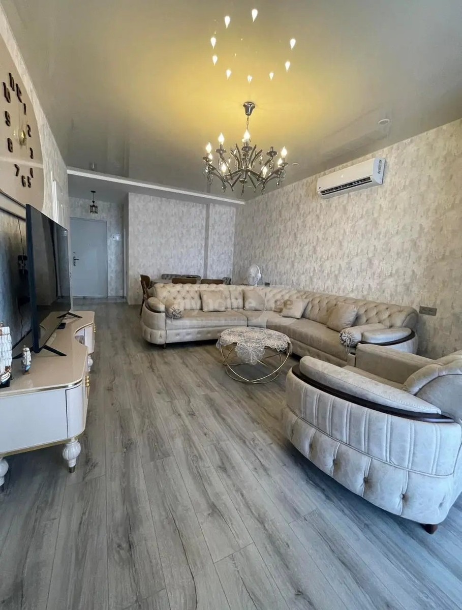 აბუსერიძე ტ. ქ. 49 - 3 rooms