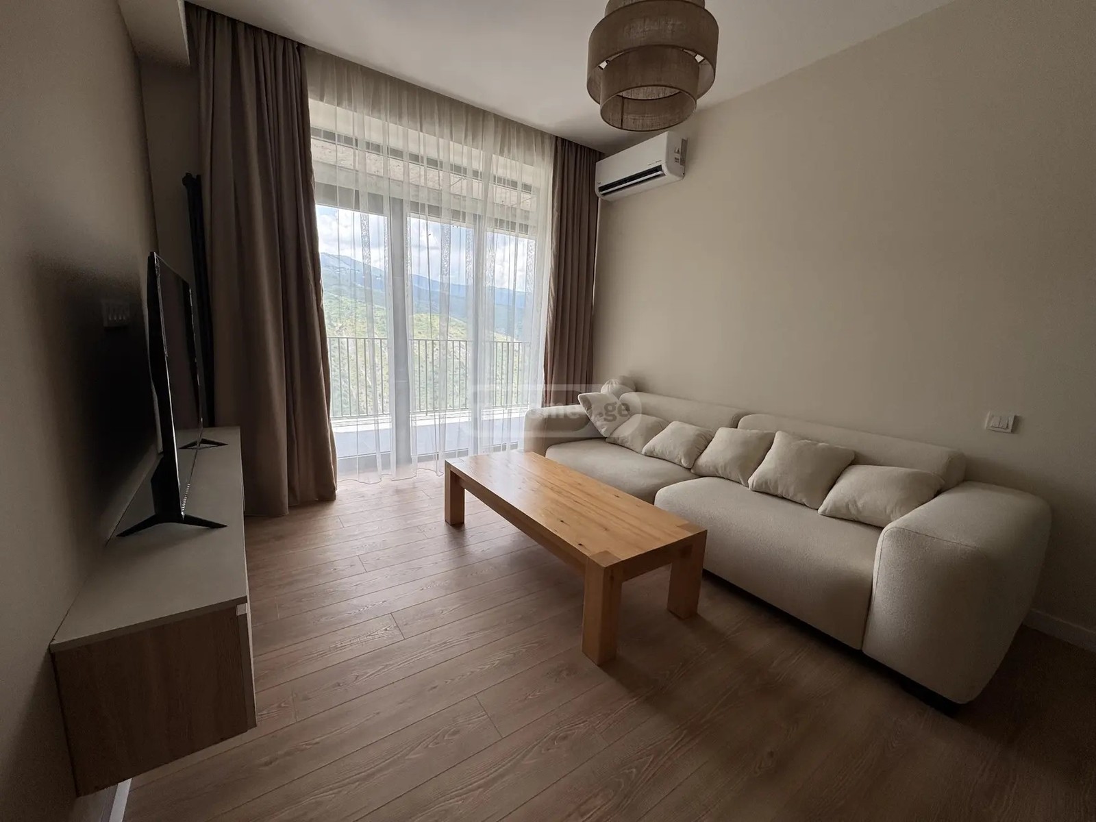 პოლიტკოვსკაია ა. ქ. (ჯიქია)  - 2 rooms