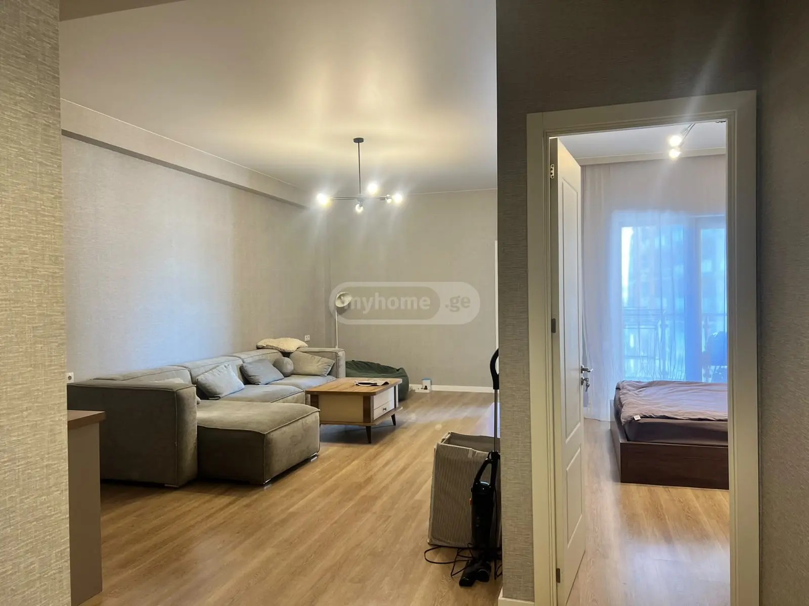 პოლიტკოვსკაია ა. ქ. (ჯიქია) 12 - 3 rooms
