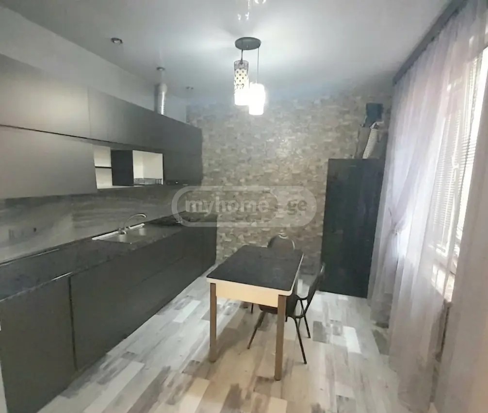 ფარნავაზ მეფის ქ.  - 3 rooms