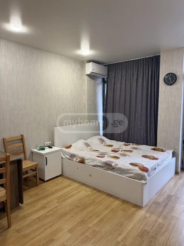 თაყაიშვილი ე. ქ. 105 - 1 rooms