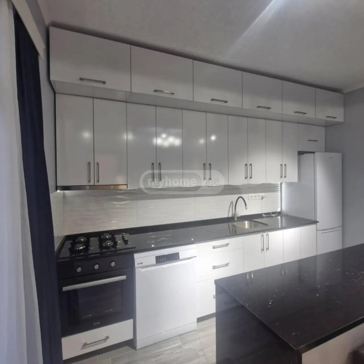 აღმაშენებლის ქ. 2 - 3 rooms