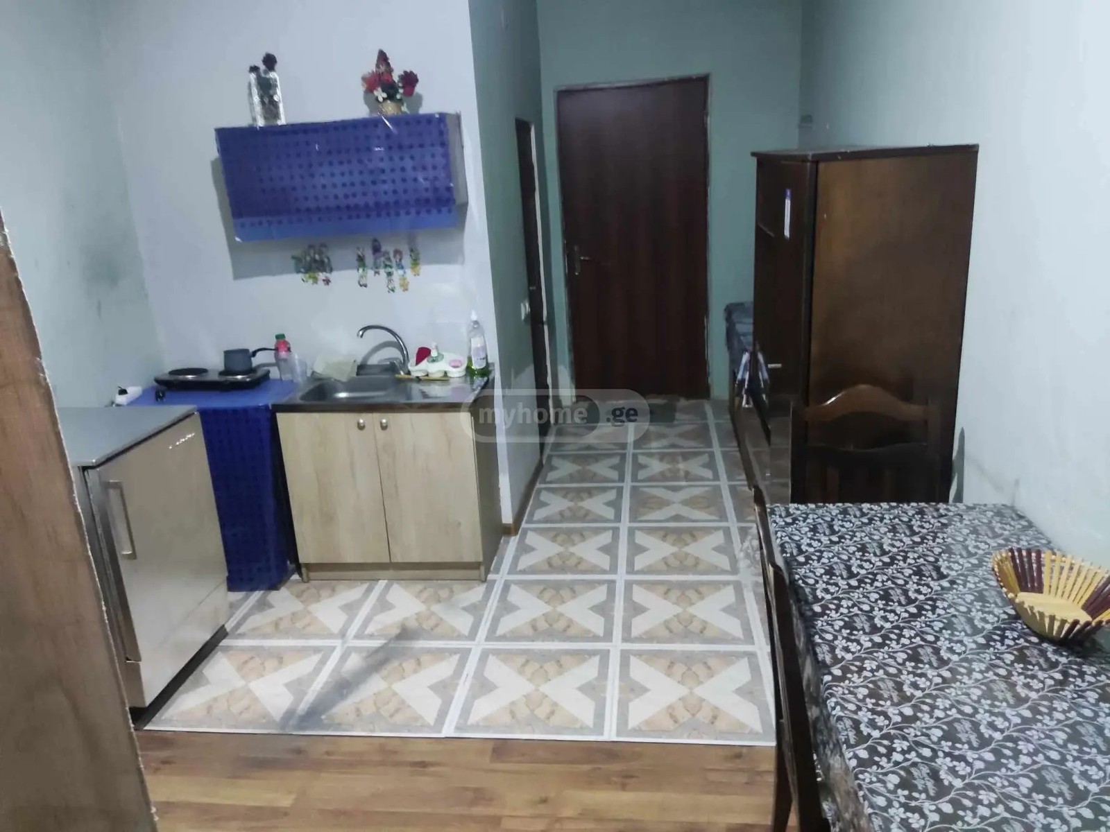 ბროწეულის ქ.  - 1 rooms