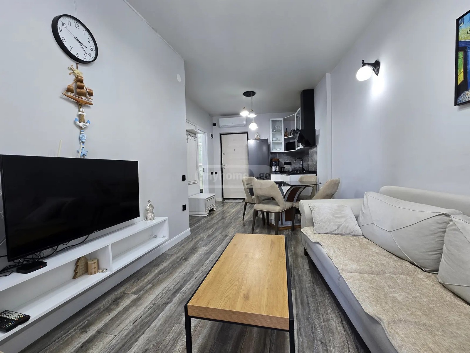 ფიროსმანის ქ. 19 - 2 rooms