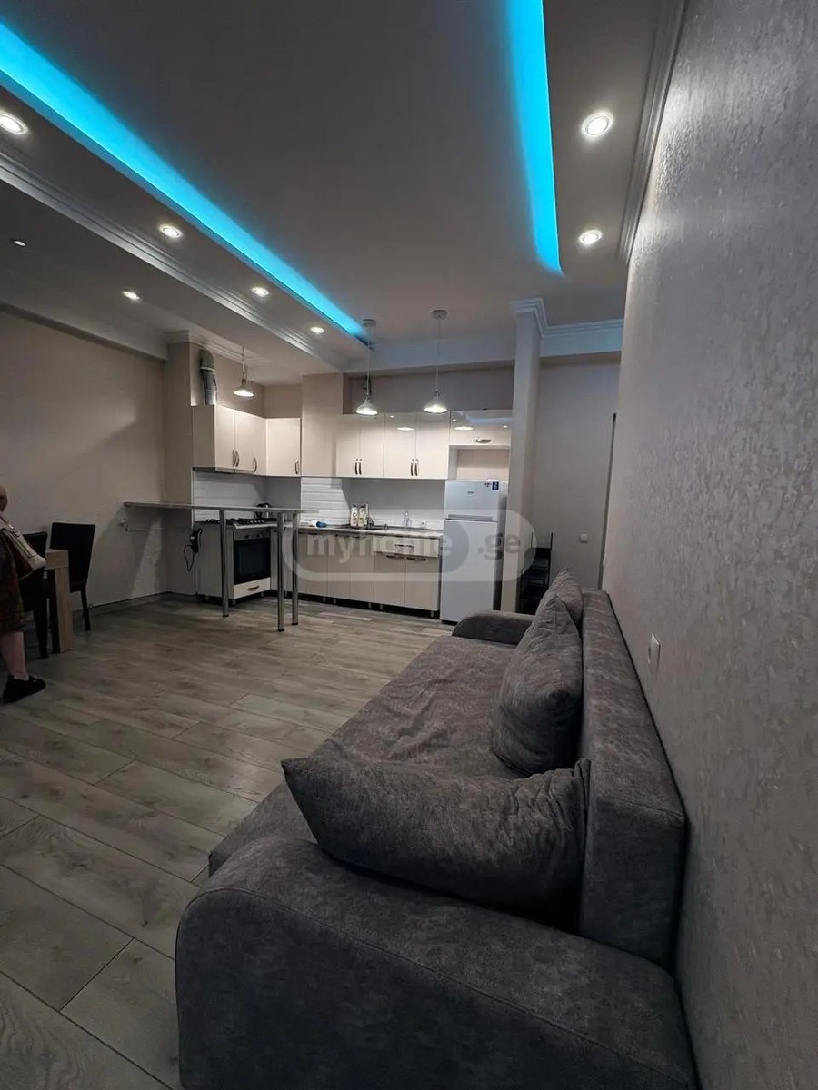 თელავის ქ 45 - 2 rooms