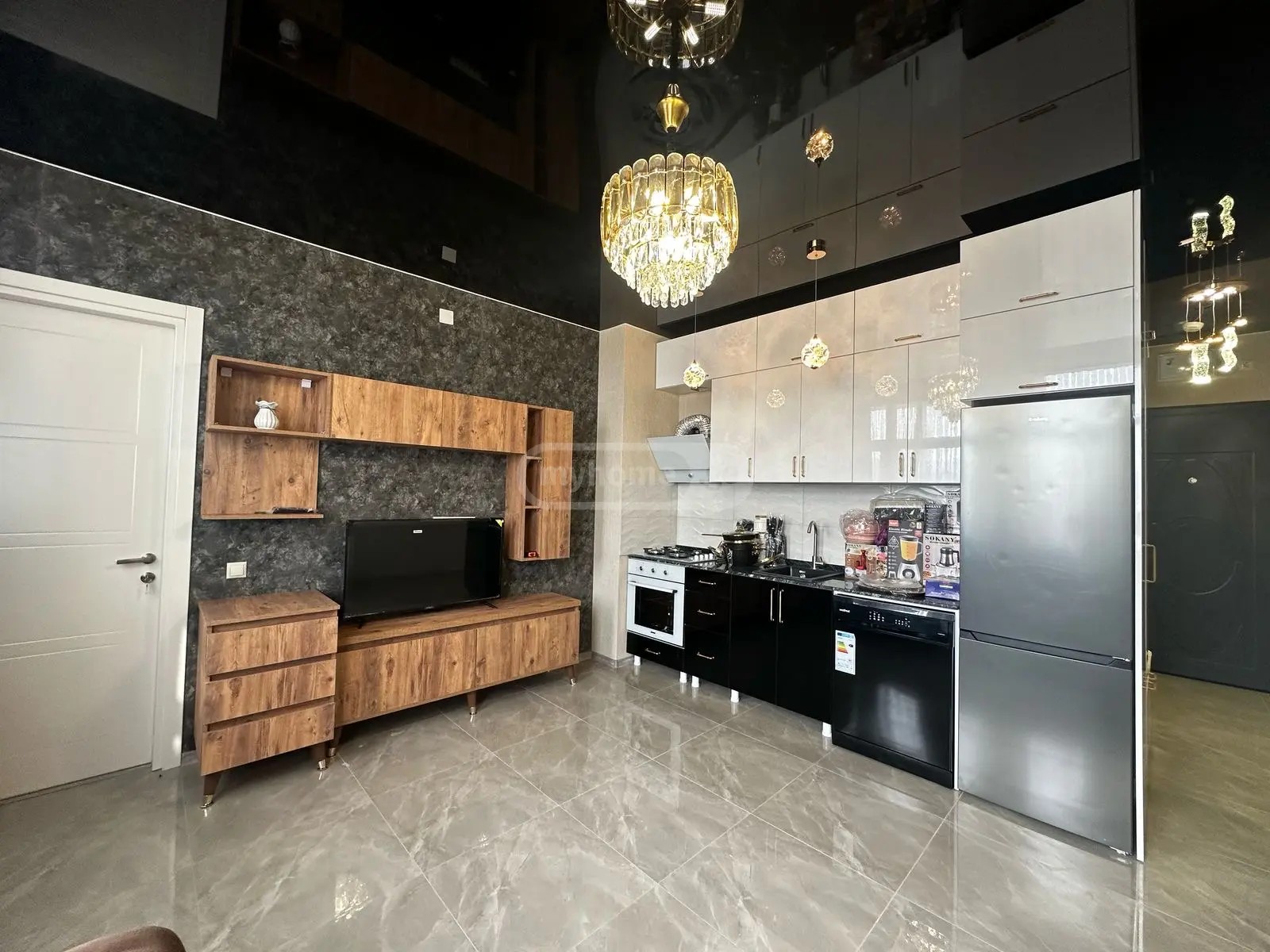 აღმაშენებლის ქ.  - 2 rooms