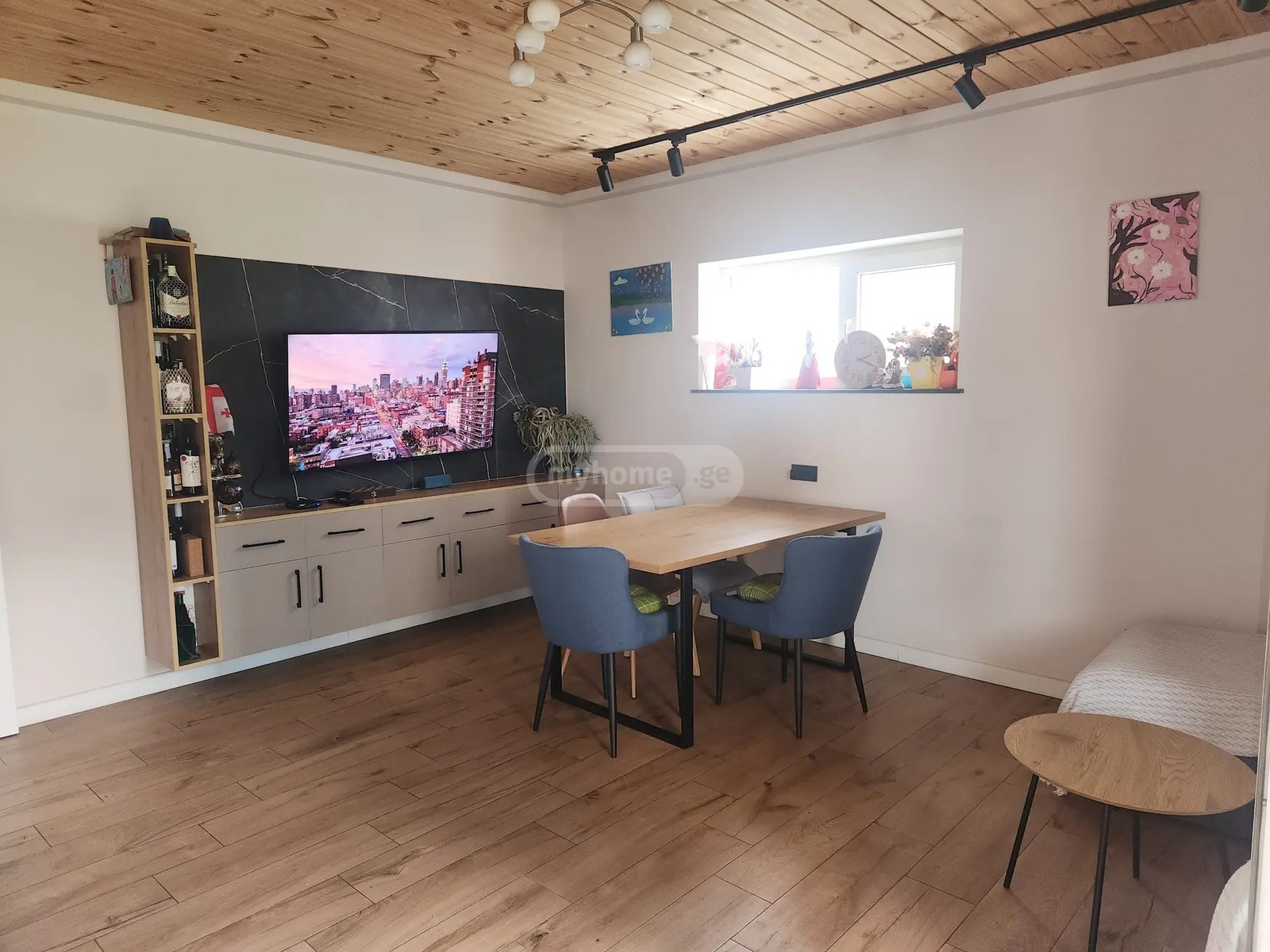 გრიბოედოვი ა. ქ. 24 - 4 rooms