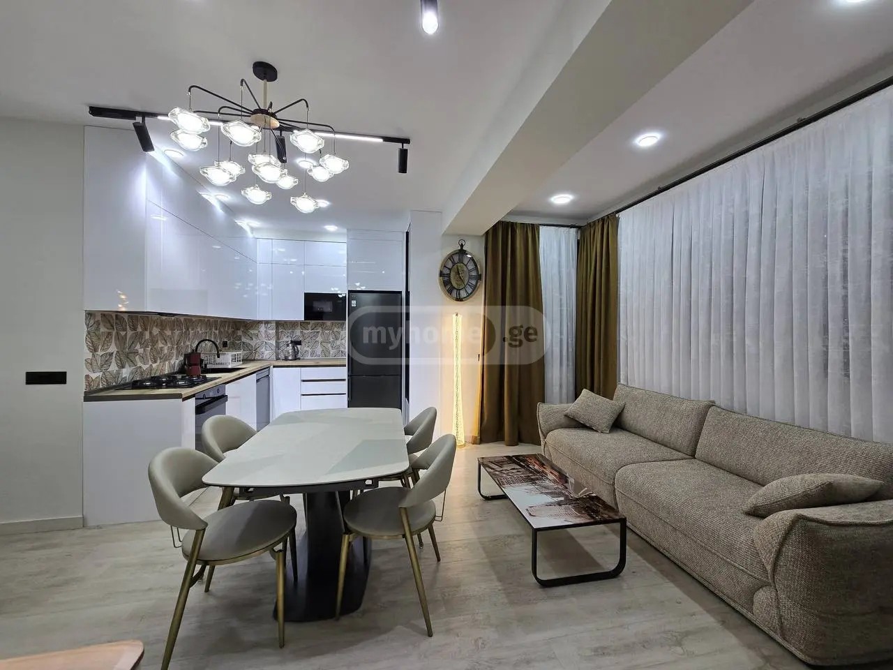 აბუსერიძე ტ. ქ. 21 - 2 rooms