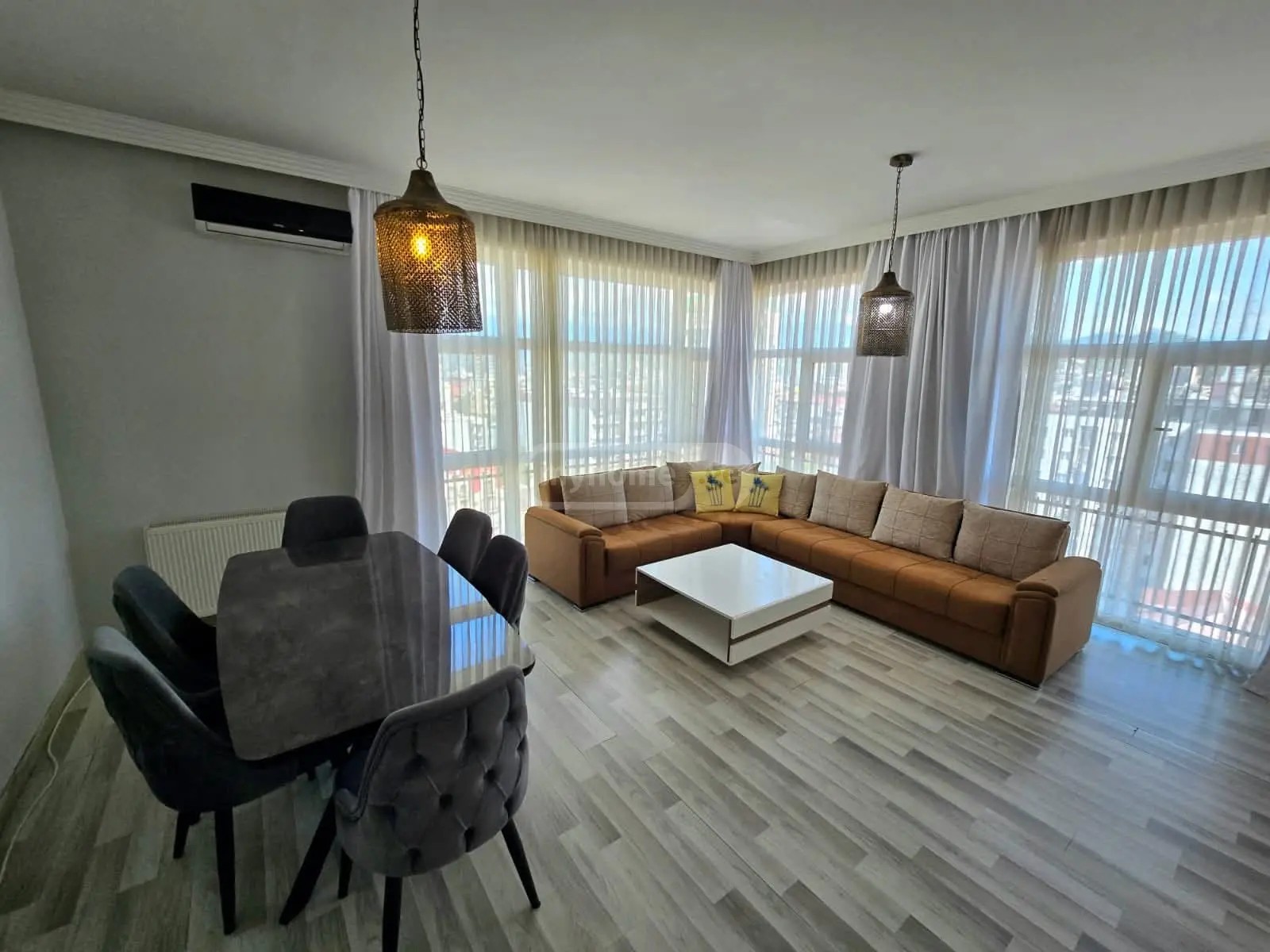 რუსთაველის ქ.  - 4 rooms