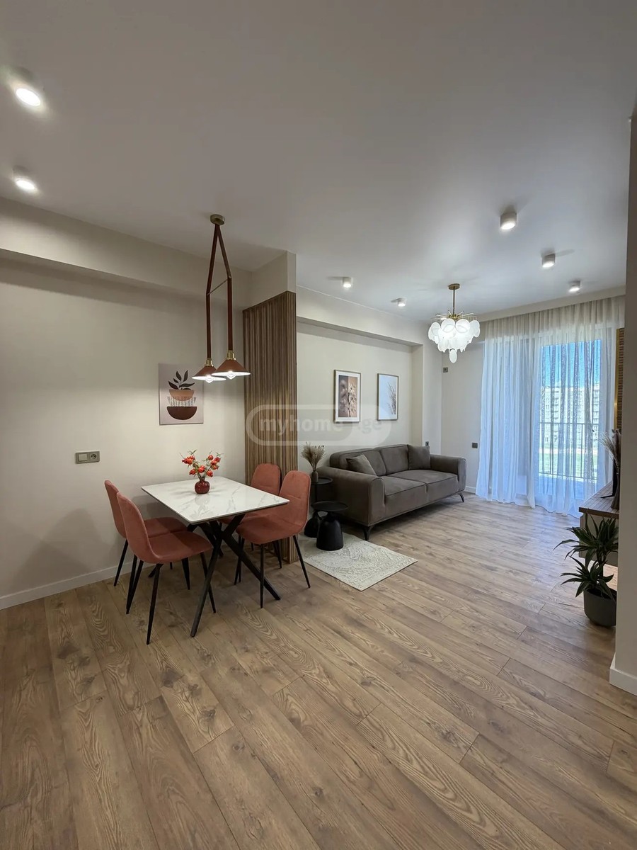 გიორგი ბრწყინვალეს ქ. 50 - 3 rooms