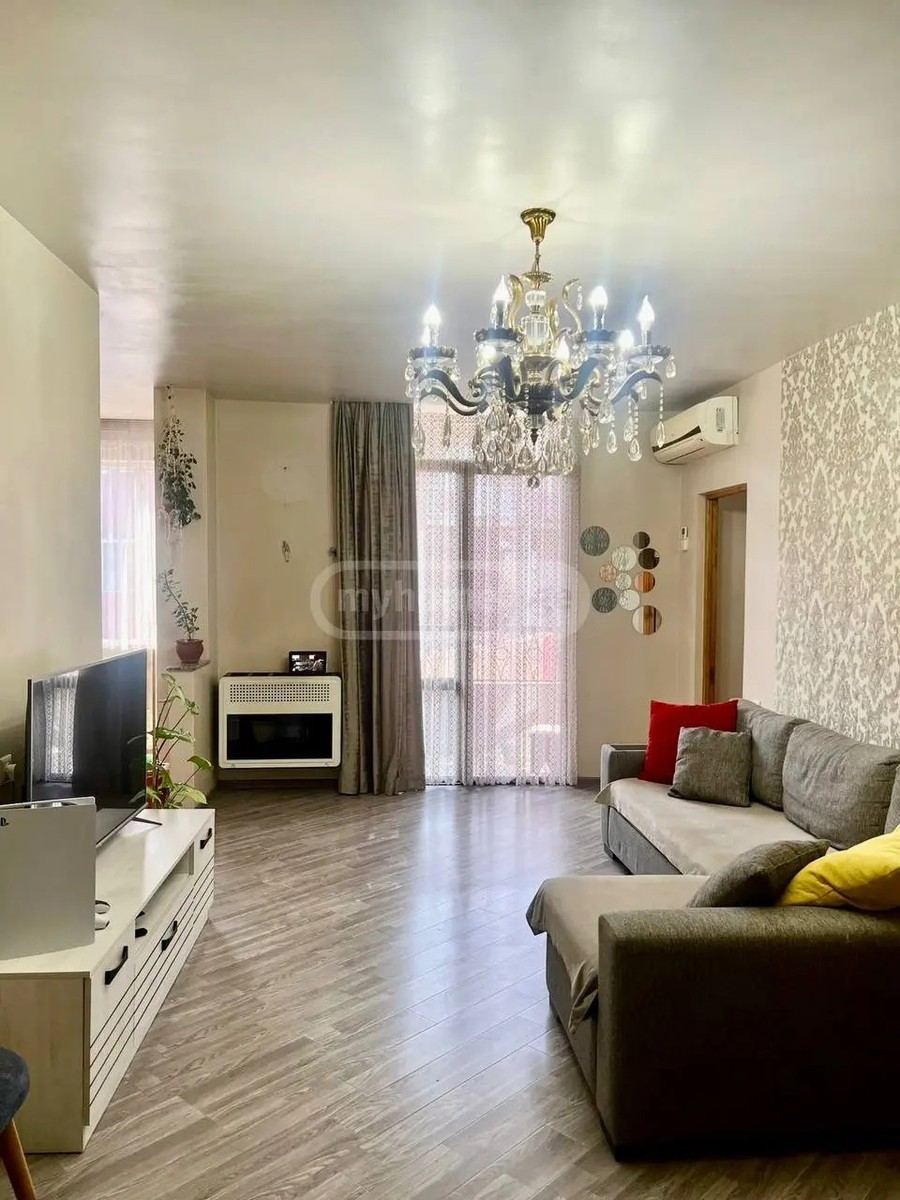 ტაბიძის ქ. 3 - 4 rooms